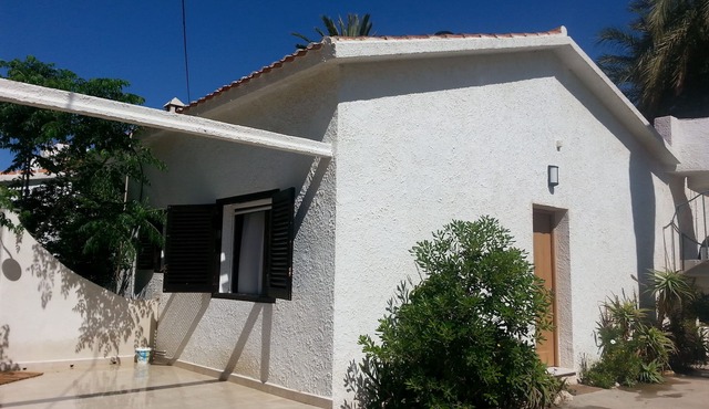 Villa directly on the beach in the coastal town of Denia sore beautiful