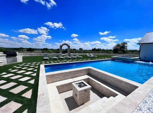 Villa & Domes at The Retreat