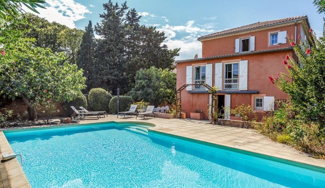 Villa Du Midi - Four Bedroom Villa, Sleeps 8
