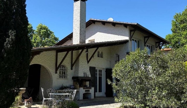 `Villa du Parc`*Parking*Proche centre*Calme