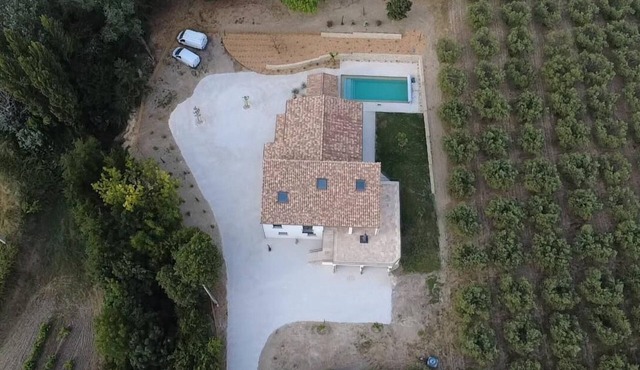 Villa du Ruisseau with swimming pool