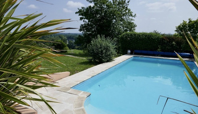 Villa du Tertre au Milieu des Vignes