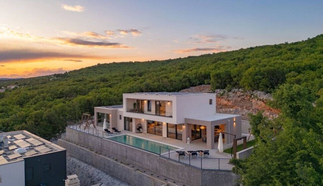 Villa Dujma by Villas Guide