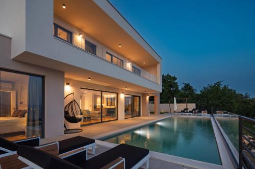 Villa Dujma Pool & Spa