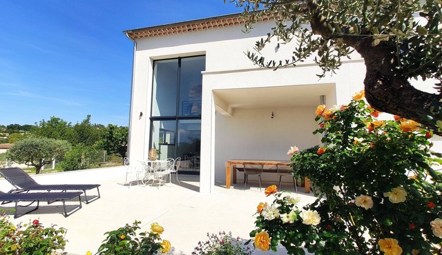 Villa Dumas with panoramic view