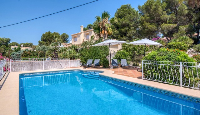 Villa 'El Dormilon' with Private Pool, Private Terrace and Wi-Fi