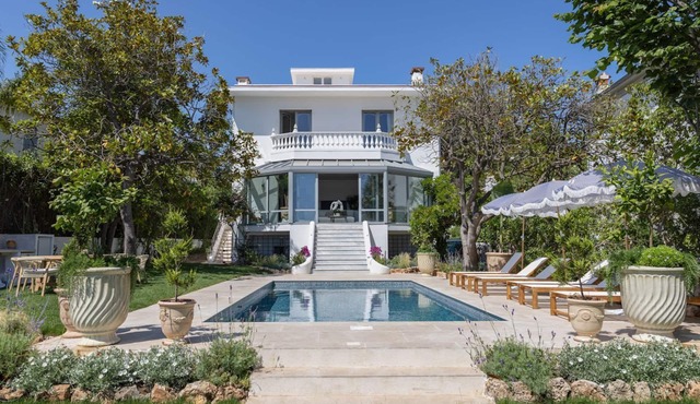 Villa Elegance - Six Bedroom Villa, Sleeps 12