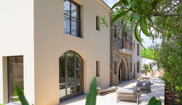 VILLA ELBA E CASE DI MISINCU