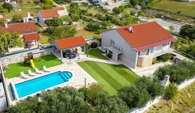 Villa Elder ZadarVillas