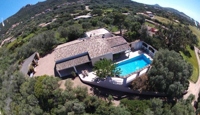Villa Elisa, Cllim, Wifi,Swimming pool, 5 Km from beaches.