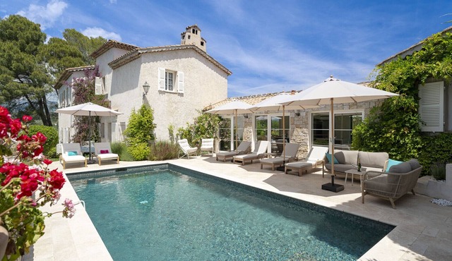 Villa Elise - Walking distance to village