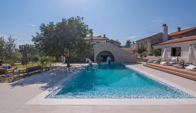 Villa Elise with Pool