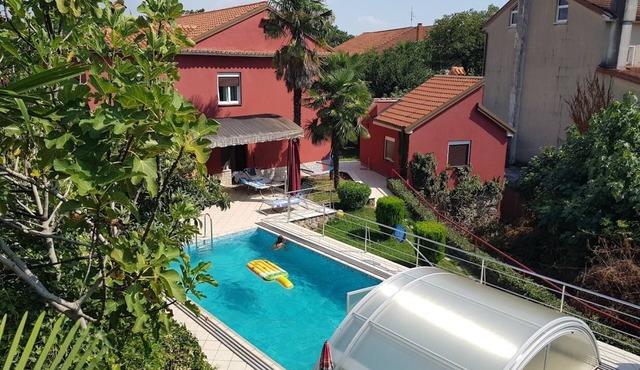 Villa Ella