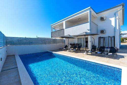Villa Ema and Ana