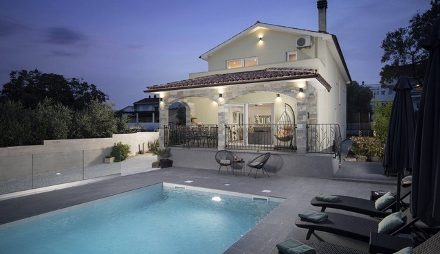 Villa Eman in Pula