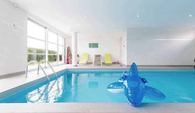 Villa Enora Bord de Mer : Pool 29°C, Private Spa & Beach and path 100m away