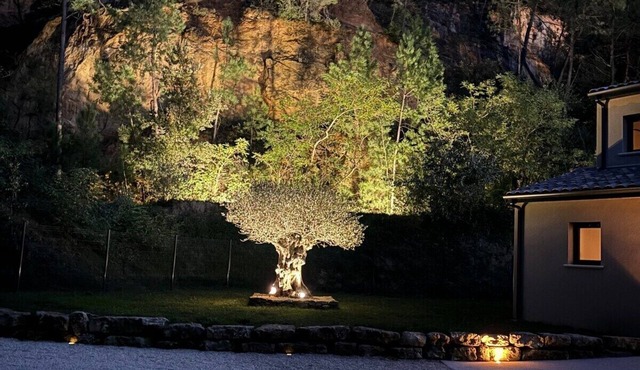 Villa-Ensuite with Bath-Deluxe-Mountain view