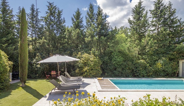 Villa Enzo - Charming holiday home with private pool in Orgon!