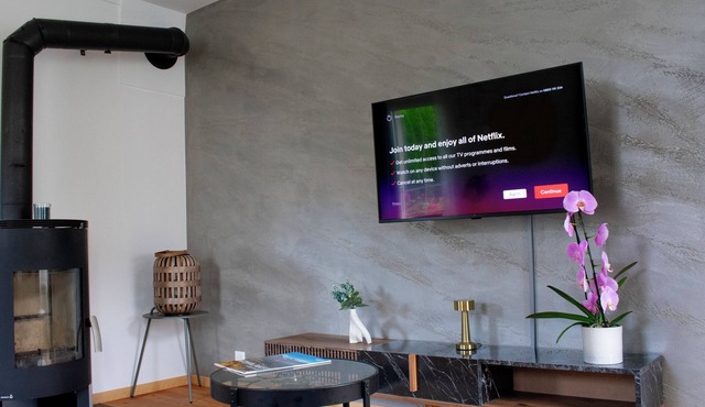 Villa Epoka Apartment Sol: rental accommodation in Interlaken, Switzerland