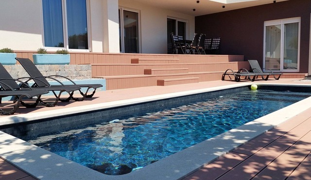 Villa Ernesta with Pool