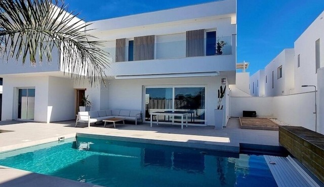 Villa Escara with private pool