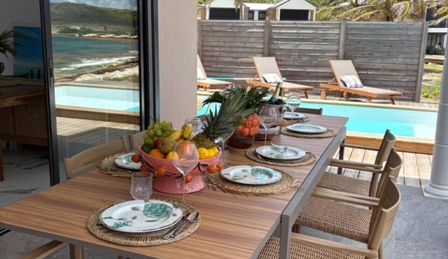 Villa Euphyllia — Le luxe les pieds dans l’eau