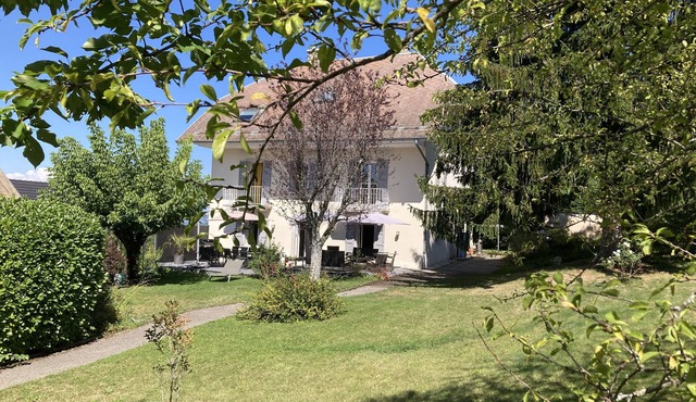 Villa Evalou 240 m² 4 Étoiles Pour 15 Personnes sur les Hauteurs D'aix les Bains