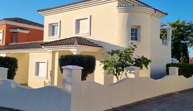 Villa Excellente, beautiful villa with a pool