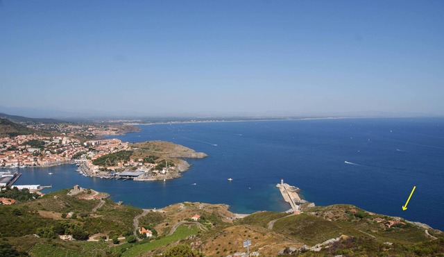 Villa, exceptional setting and view, Cap Bear
