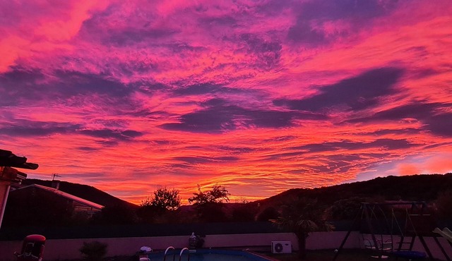 Villa Familiale Avec Piscine et Jeux Pour les Enfants