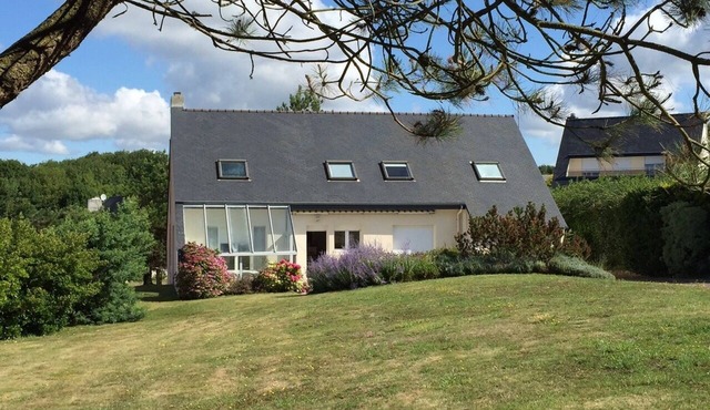 Villa Familiale en Bord de Mer - Sea View 200m from the beach