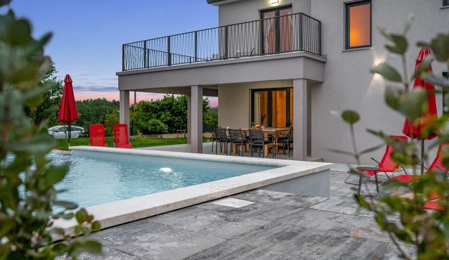 Villa Family Love with garden and playground