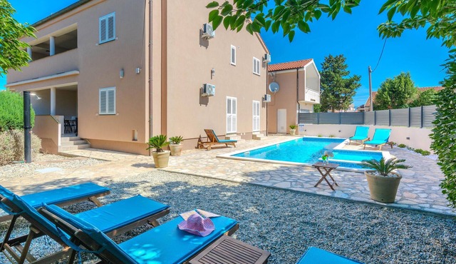 Villa Family Oasis Nin