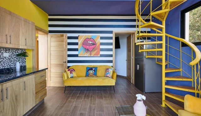 Villa Favella-Pop-Art-View-7BR-Jamaca De Dios-Balcony-Dream