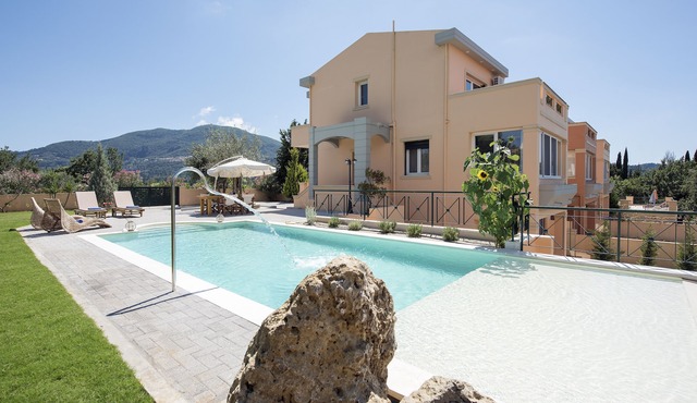 Villa Felicia is the ultimate booking option for couples, families and friends