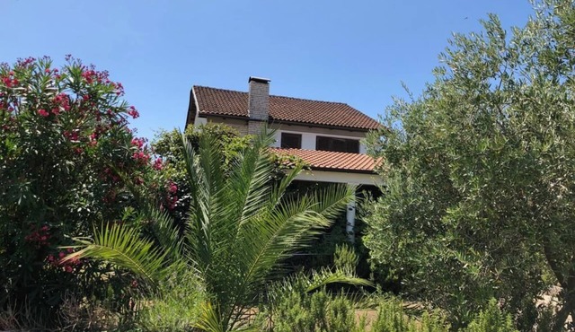 Villa/finca with beautiful terrace & large garden, 5 minutes to the beach, Dalmatia