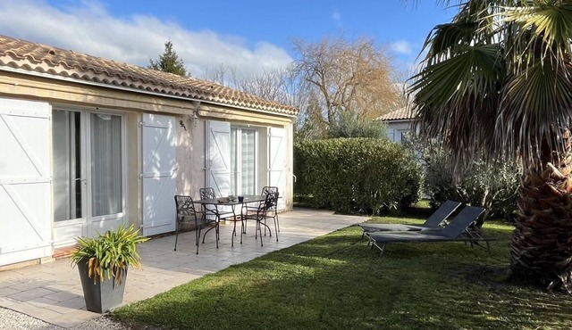 Villa Fonbrun in a peaceful setting