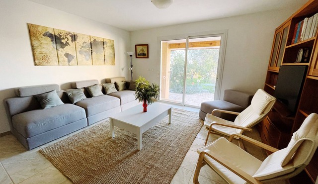 Villa for 6 people, 5 minutes from Ile Rousse beach.