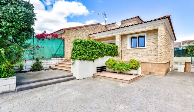 Villa for rent in Calpe, BERNIA
