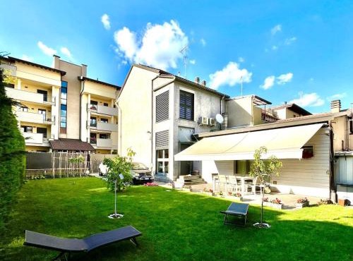 Villa for the Grand Prix in Monza