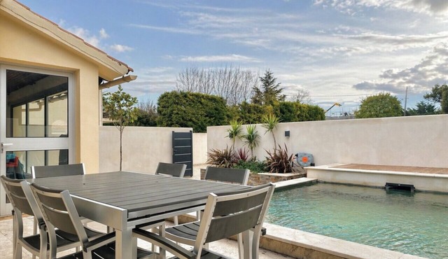 Villa Keromate, air-conditioned villa with natural pool.