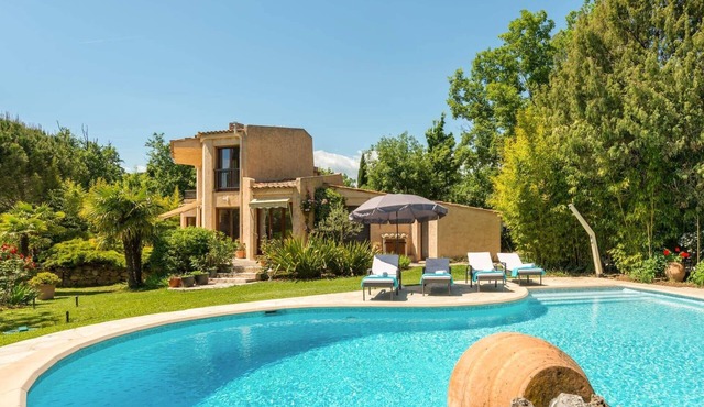 Villa Chesnaie by Villa Plus