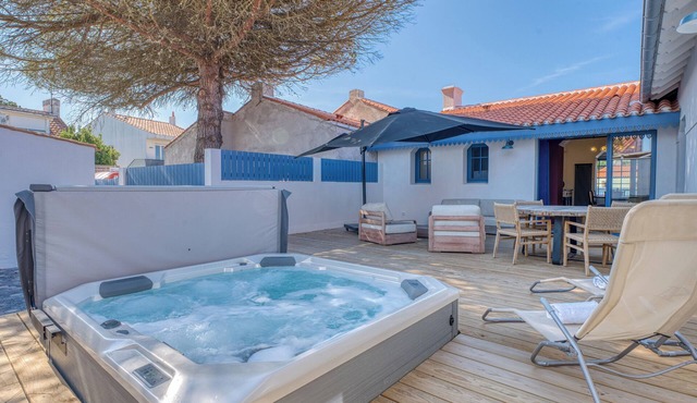 Villa Les Bains de Mer avec spa