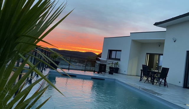 Villa Contemporaine Avec vue Panoramique sur les Cévennes