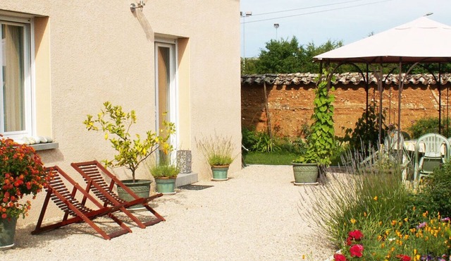 Villa Avec 5 Chambres et 5 Salles de Bains Complètes, Proche Cnpe Bugey