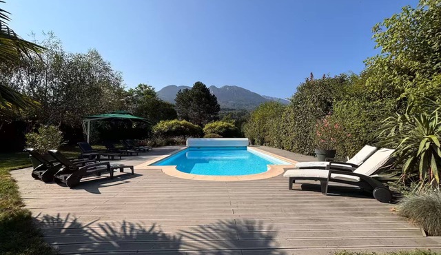 Villa "BELLE-VUE" breathtaking view and private pool