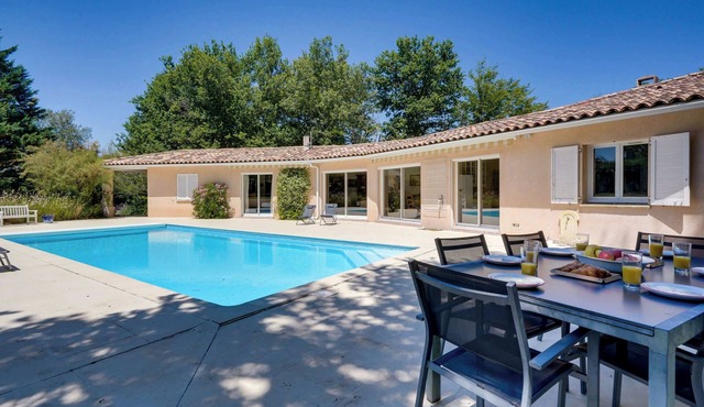 Villa avec piscine aux portes de Bordeaux