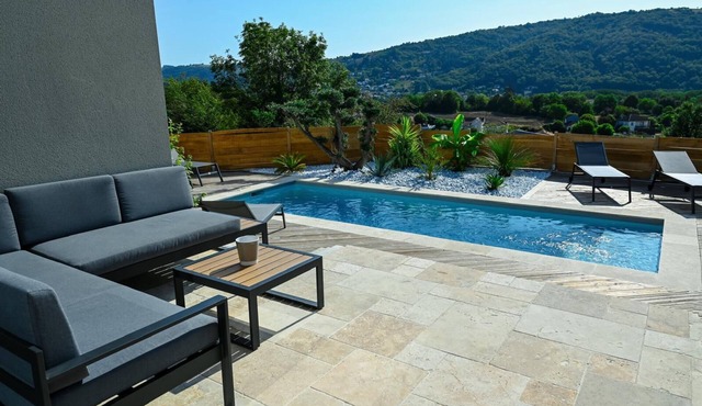 Villa Kevin Piscine, Pool House et Pétanque 6 à 8 Personnes