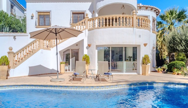 Villa Frailecillo, 3 bedroom Villa with Private Pool in El Portet, Moraira