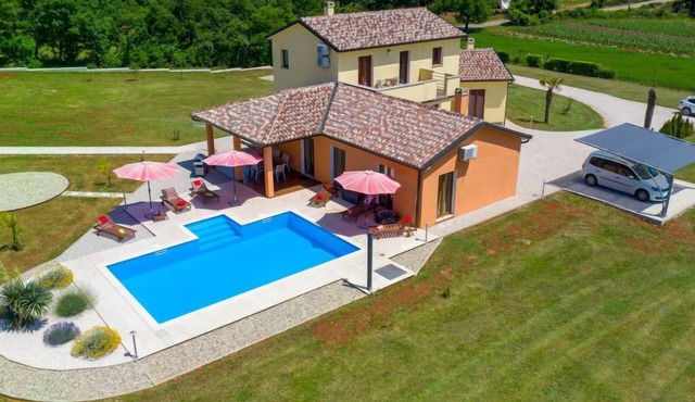 Villa Frankovići by Interhome